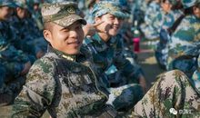 赞美教官让教官开心的句子 夸奖教官的句子