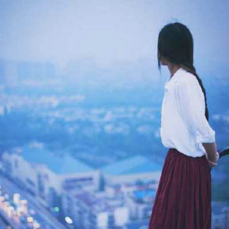 看到过多的油腻感,在浮躁之后,我突然意识到生活得很干净是多么难得