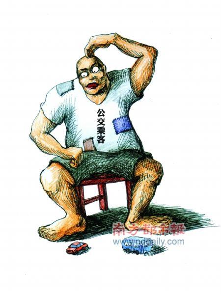 用脚踩脚以适应鞋子