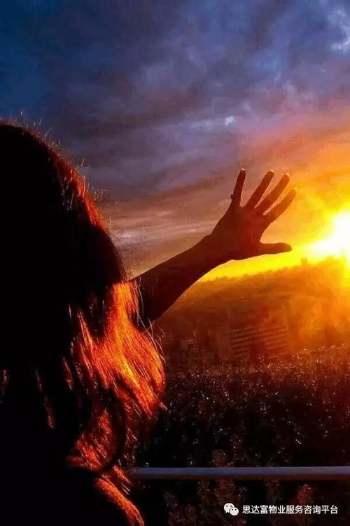 当您手里拿着剑时，不必再担心它了