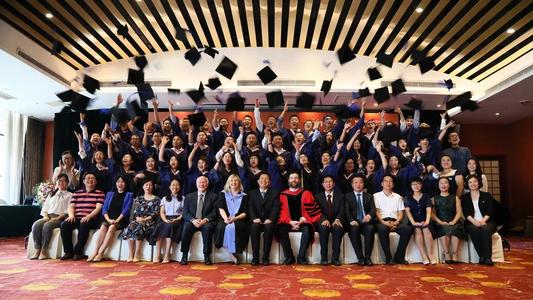 清华大学的一位大四给大学生们提出了24条黄金建议，毕业后阅读已经为时已晚