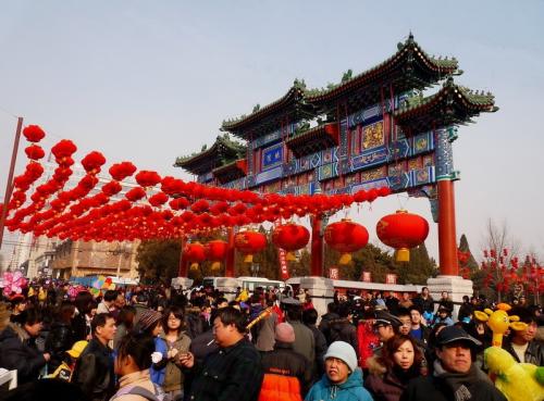 描绘生动场面的片段