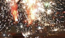 过年放烟花作文