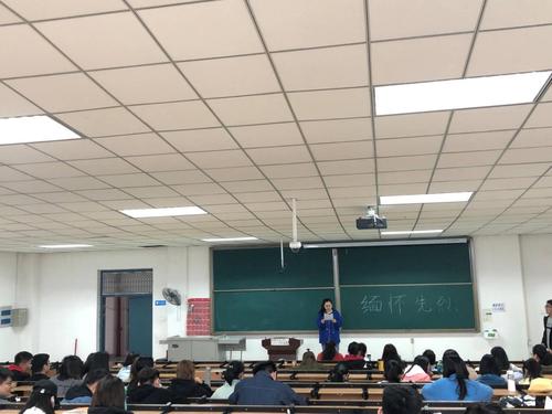 哲学故事：登上领奖台