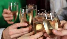 饭局过后，你将一丝不挂