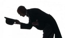 有一种尊重，叫迟三秒再关门，瞬间感动