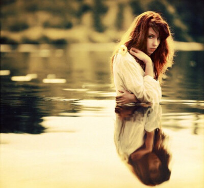 美丽的花朵，也无法比拟