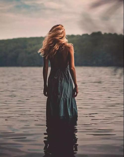 经典语录：时间越久，人们的内心就越弱