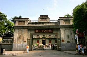 对8月1日起义纪念堂的思考