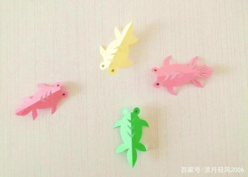 组成可爱的小金鱼