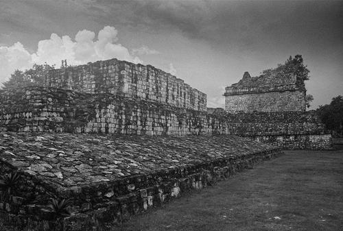 阅读被遗弃的城市后的感受