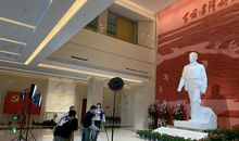 雷锋就在我身边作文500字