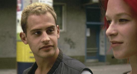 萝拉奔跑影评人