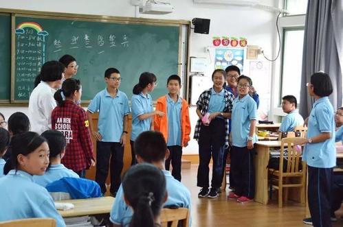 丰富多彩的初中生活