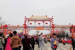 参观庙会的400字论文