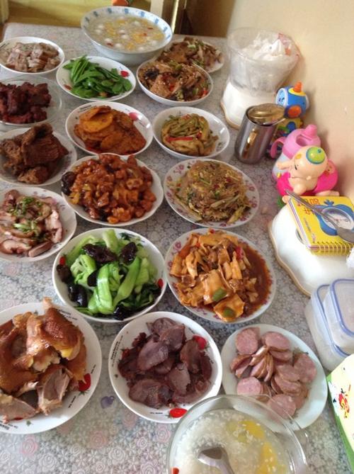 除夕晚餐组成