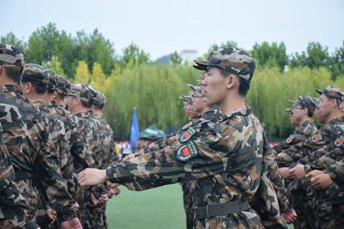 军事训练生活感