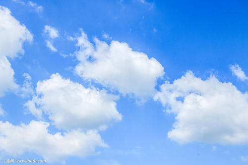 在雪中写快乐的句子