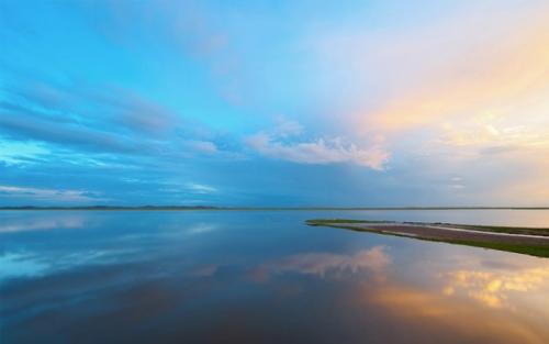 非常高兴和激动的句子表达激动和高兴的句子