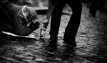 一个人无家可归心酸的句子