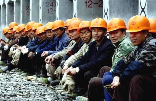 悲伤和痛苦的工作句子1