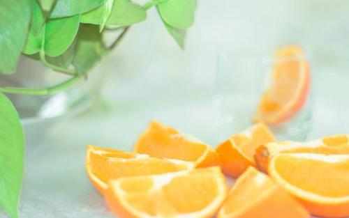 在句子中不开心和假装开心1