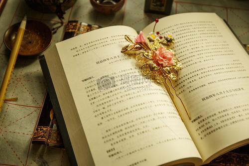 开心快乐的工作句子开心快乐的工作句子1