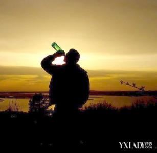 谈论独自吃晚饭