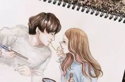 可爱的女孩表演