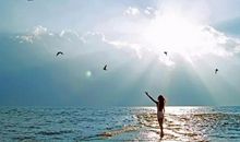 一个人在外浓烈想家的句子