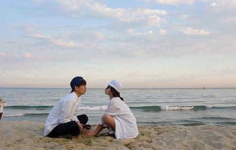 八个字符的夫妇