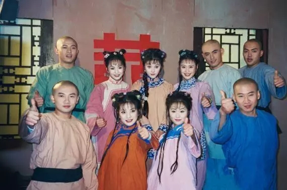 《汉珠阁歌经典行》 1