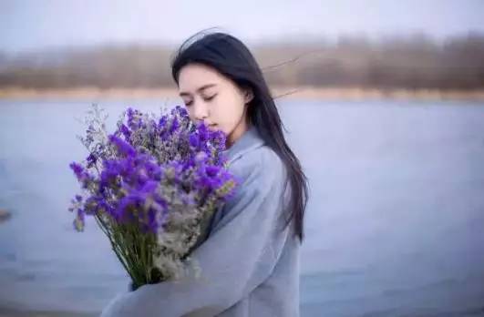 暗恋某人的句子1