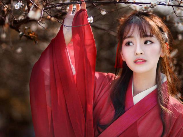 赞美女神的美丽经文