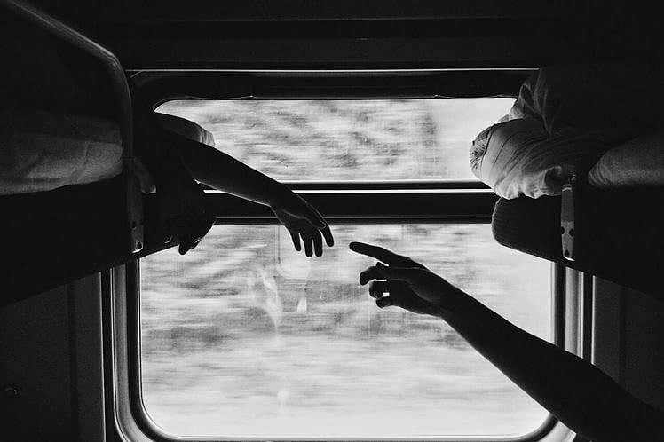 小夫妻互相想念