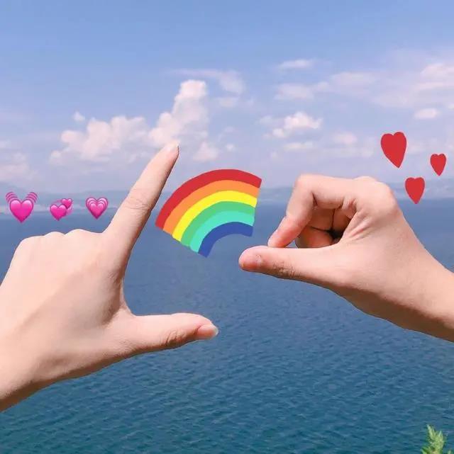 适合参与官员的简短句子1