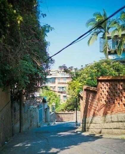 包含快乐和悲伤的句子