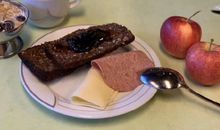 表达累但很开心的句子