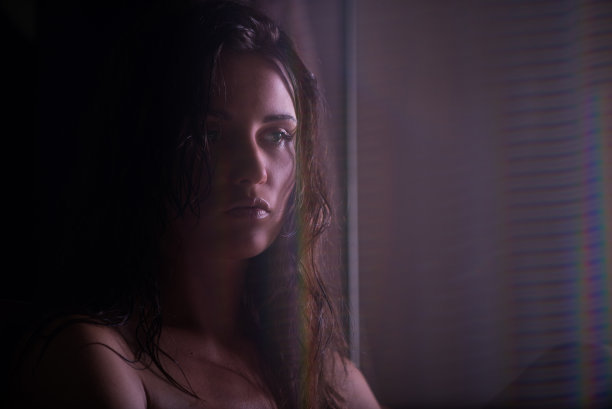 爱情的时限太短悲伤的一句话