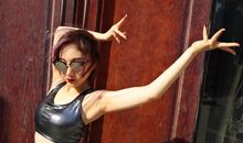 形容开心交谈的句子