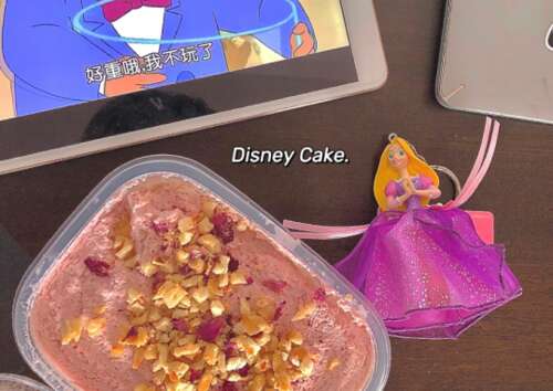 自画像依靠美丽的幽默