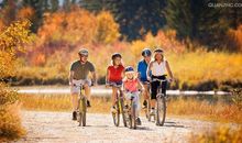 和老友去玩开心的句子