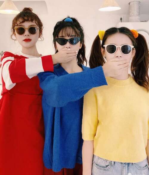 谈论女友沙雕的有趣文案2