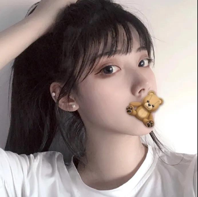 网易云对轻柔句子的热议