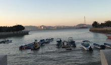 关于一起出去玩开心的句子