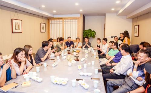 努力工作的句子