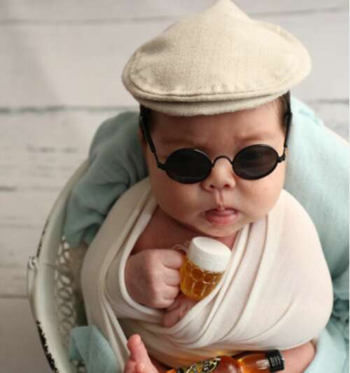 孩子们的满月祝福