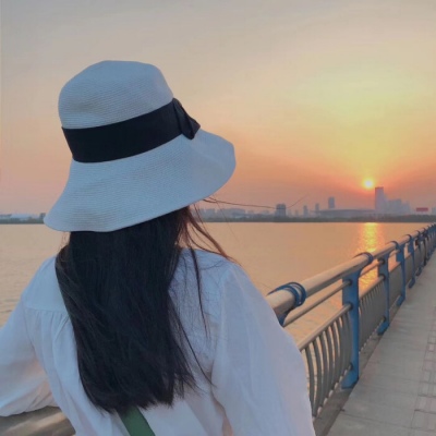 赞美美女的句子