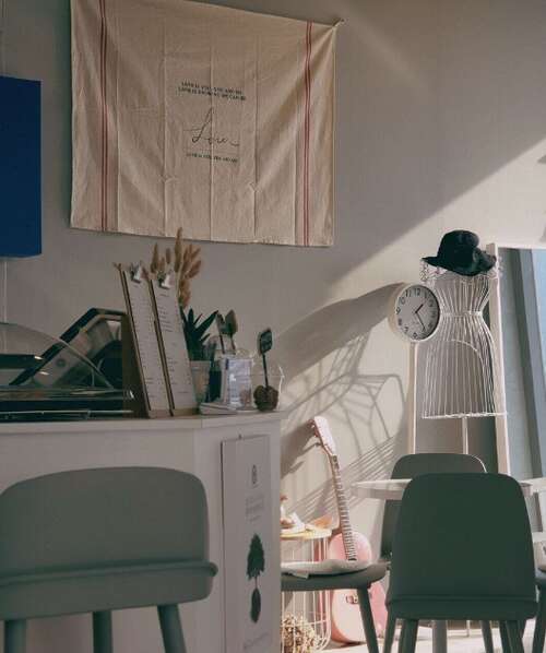 我很高兴在高端公司工作