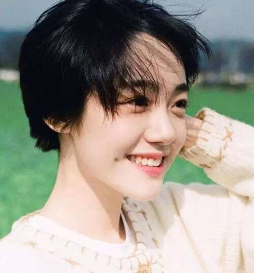 夸大妻子笑容的句子1